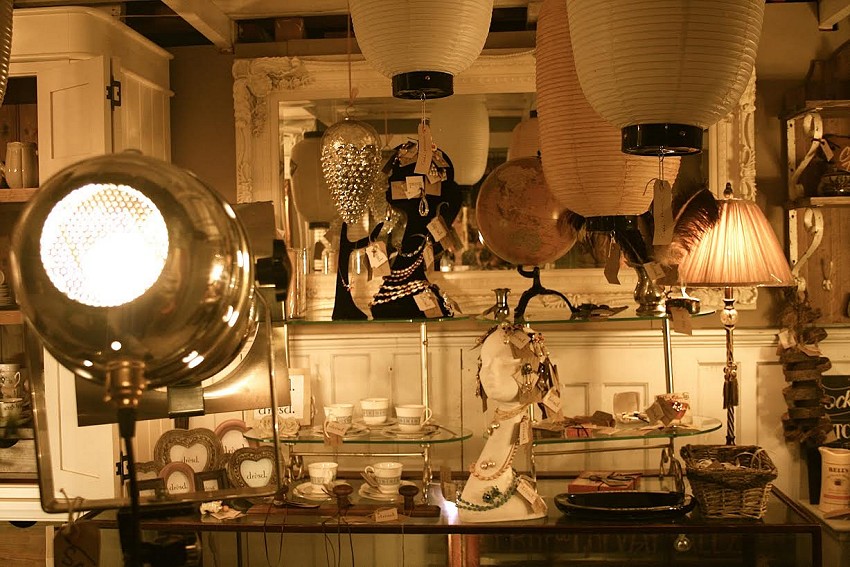 Mad Dogs & Englishmen